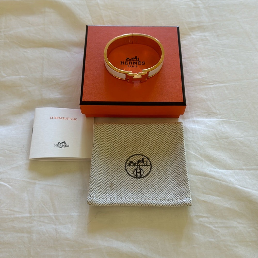 Hermes Clic H bracelet Gold/White (Blanc) PM